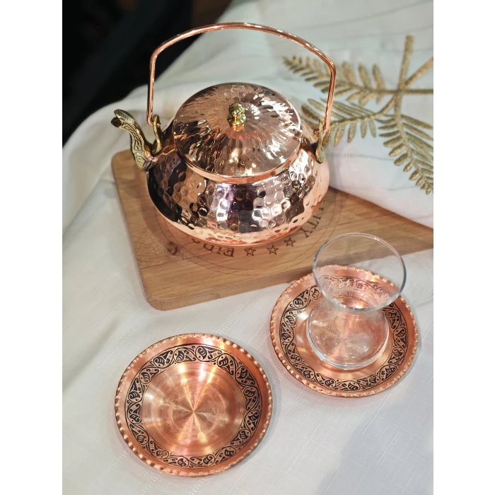 BAKIR ÇAY TABAĞI OYMA NAKIŞLI MODEL PARLAK BAKIR RENK