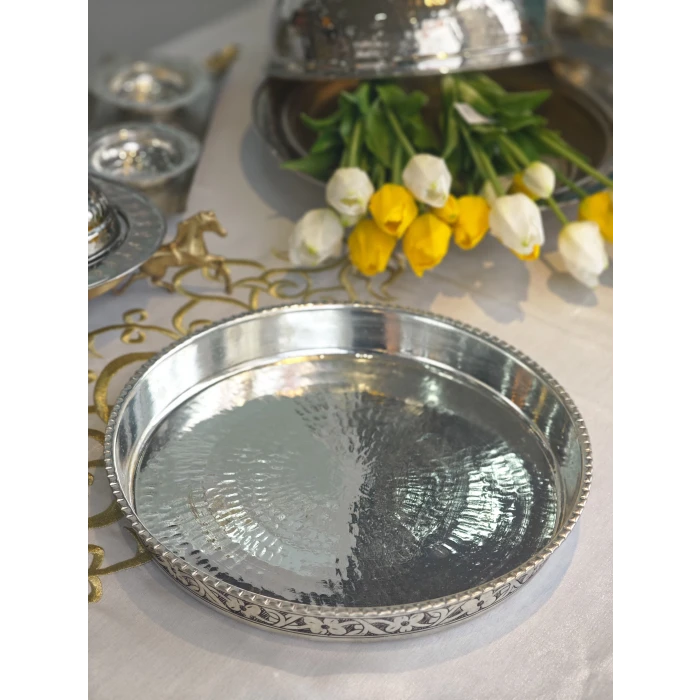 BAKIR FIRIN TEPSİSİ OYMA NAKIŞLI MODEL GÜMÜŞ RENK 35 CM