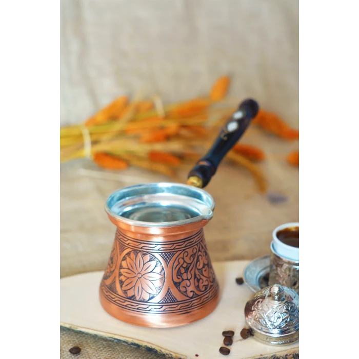 BAKIR CEZVE SEDEF KULPLU OYMA NAKIŞ İŞLEME BAKIR RENK (7 KİŞİLİK)