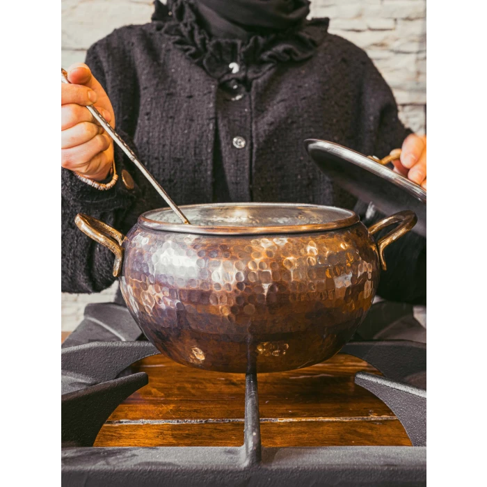 BAKIR GÜVEÇ TENCERESİ MODERN 19 CM OKSİT RENK