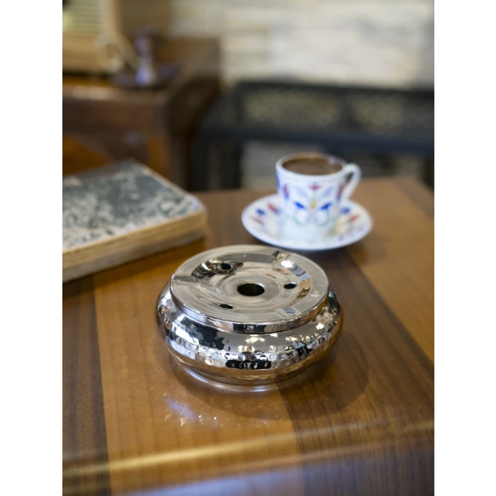 BAKIR KÜL TABLASI ÇEKİÇ DÖVMELİ GÜMÜŞ RENK