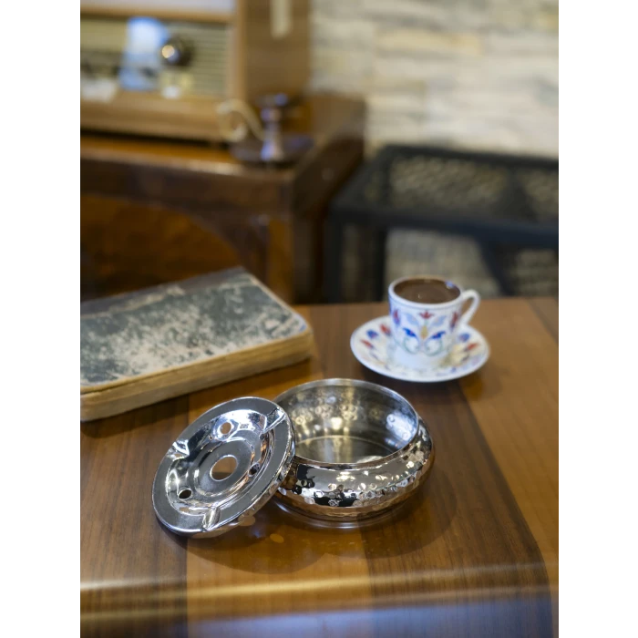 BAKIR KÜL TABLASI ÇEKİÇ DÖVMELİ GÜMÜŞ RENK