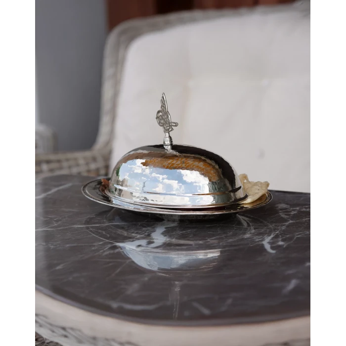 BAKIR SUNUMLUK KAPAKLI OVAL GÜMÜŞ RENK 30cm