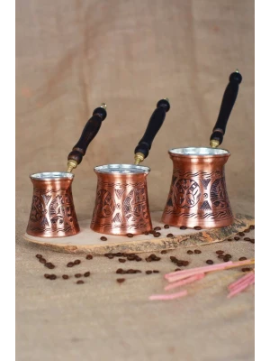 BAKIR CEZVE SETİ AHŞAP SAPLI TUĞRALI (2-4-6 KİŞİLİK) BAKIR RENK