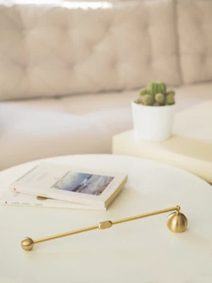 PİRİNÇ MODERN MUM SÖNDÜRÜCÜ