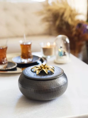 BAKIR ŞEKERLİK CEKİÇ DÖVME JAPON ÇİÇEK DETAYLI OKSİTLİ RENK