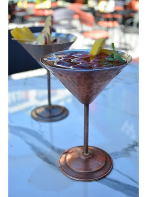 Bakır Kadeh Martini Model Çekiç Dövme Oksit Bakır Renk