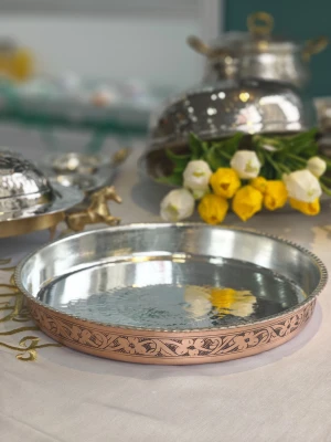 BAKIR FIRIN TEPSİSİ OYMA NAKIŞLI MODEL BAKIR RENK 35 CM