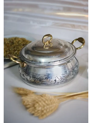 BAKIR TENCERE GÜVEÇ MODEL OYMA NAKIŞ İŞLEME 16 CM