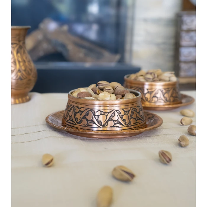 BAKIR ÇEREZLİK OYMA NAKIŞLI TABAKLI 2Lİ SET 4 PARÇA MAT BAKIR RENK