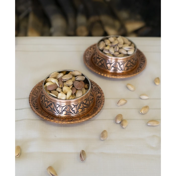 BAKIR ÇEREZLİK OYMA NAKIŞLI TABAKLI 2Lİ SET 4 PARÇA MAT BAKIR RENK