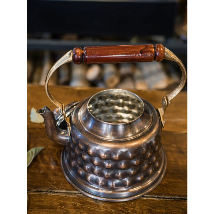 BAKIR DEMLİK KABARTMALI MARAŞ MODEL OKSİTLİ RENK