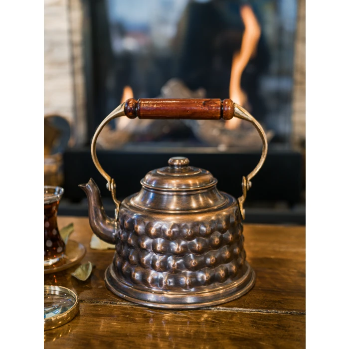 BAKIR DEMLİK KABARTMALI MARAŞ MODEL OKSİTLİ RENK