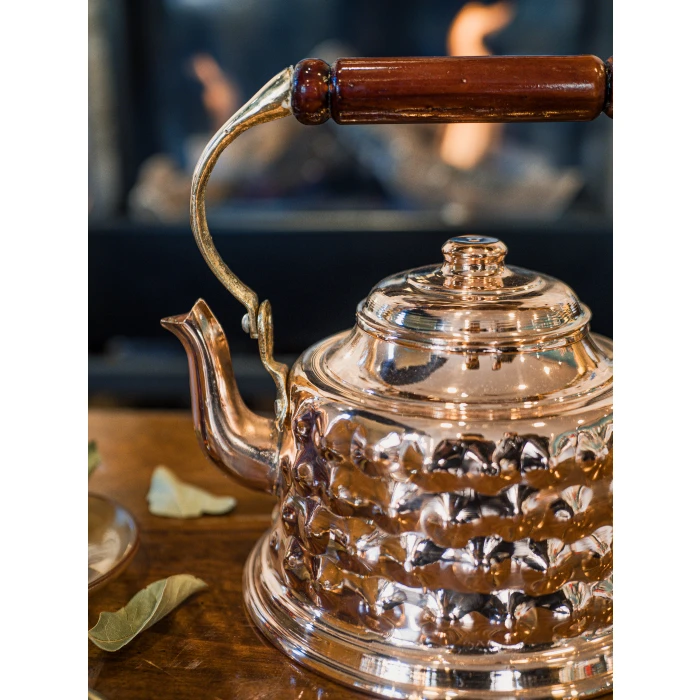 BAKIR DEMLİK KABARTMALI MARAŞ MODEL PARLAK RENK