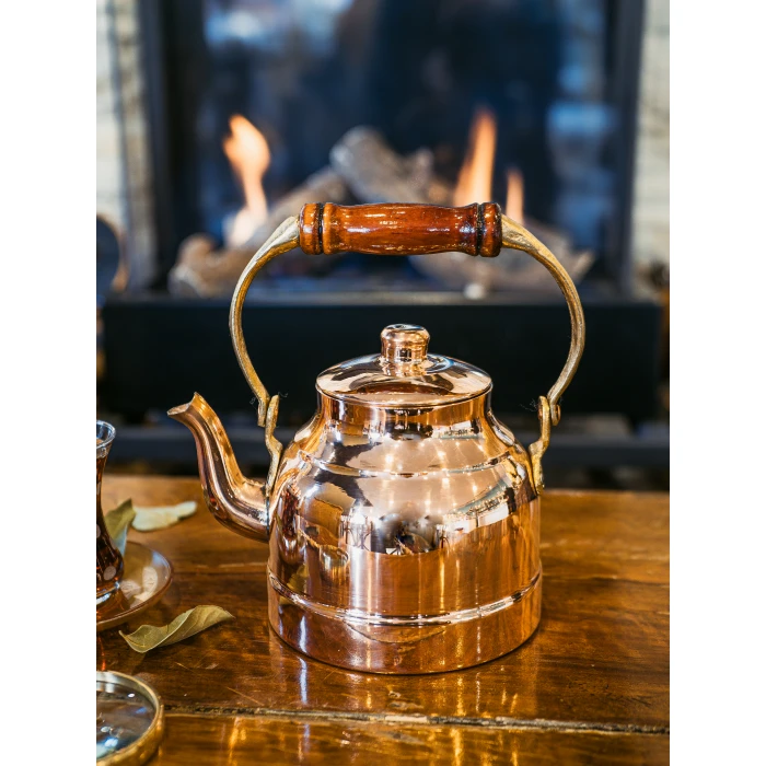 BAKIR DEMLİK MODERN MODEL AHŞAP KULP BAKIR RENK