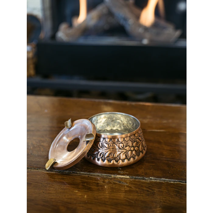 Bakır Kül tablası Kabartmalı Model Mat Bakır Renk