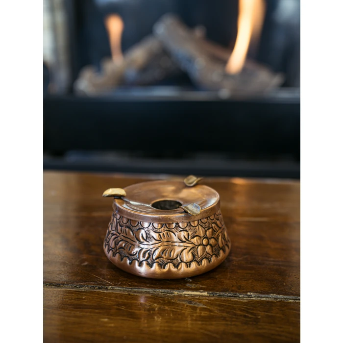 Bakır Kül tablası Kabartmalı Model Mat Bakır Renk