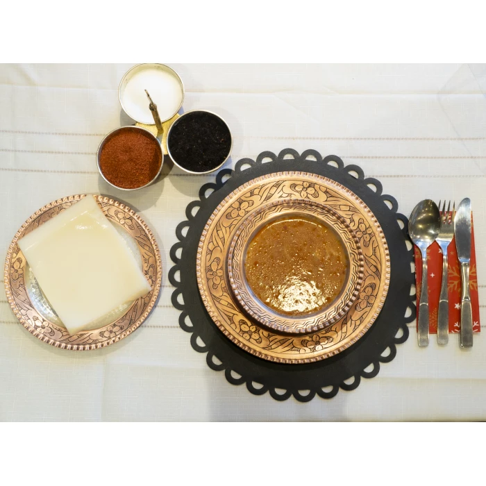 Bakır Yemek Takımı Dar Kıvrımlı Nakışlı Model Mat Renk (6 Kişilik)