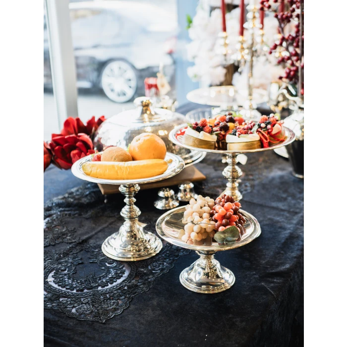 GÜMÜŞ KAPLAMA SERVİSLİK, AYAKLI KURABİYELİK  NO:1