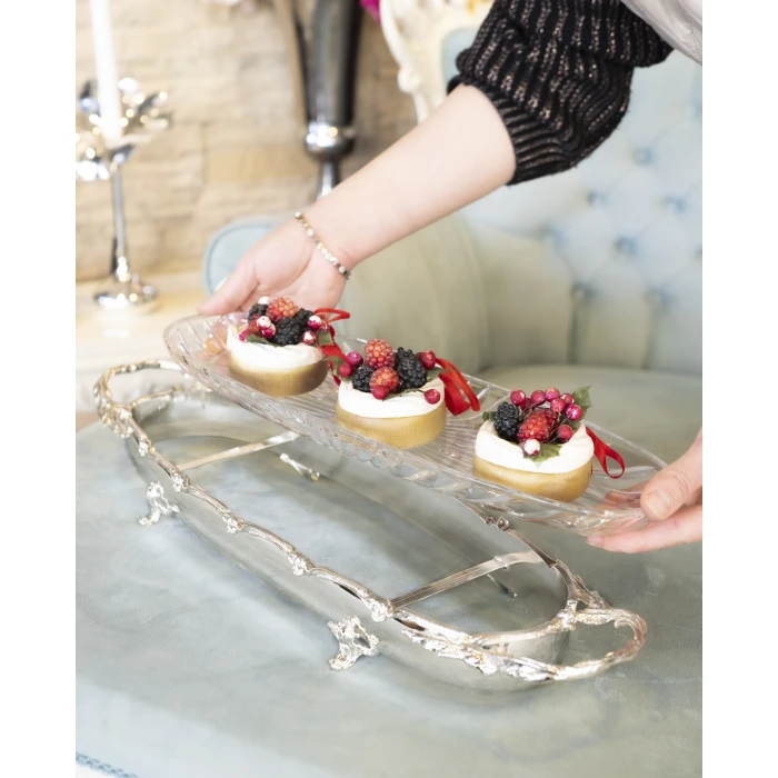 GÜMÜŞ KAPLAMA KESME KRİSTAL CAMLI OVAL SUNUMLUK GÜL BORDÜRLÜ