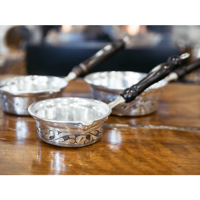 BAKIR SOS TAVASI 3LÜ OYMA NAKIŞLI MODEL GÜMÜŞ RENK