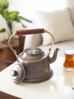 BAKIR MARAŞ DEMLİK OKSİTLİ RENK