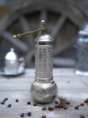 OVAL HAZNELİ NOSTALJİK KAHVE DEĞİRMENİ GÜMÜŞ