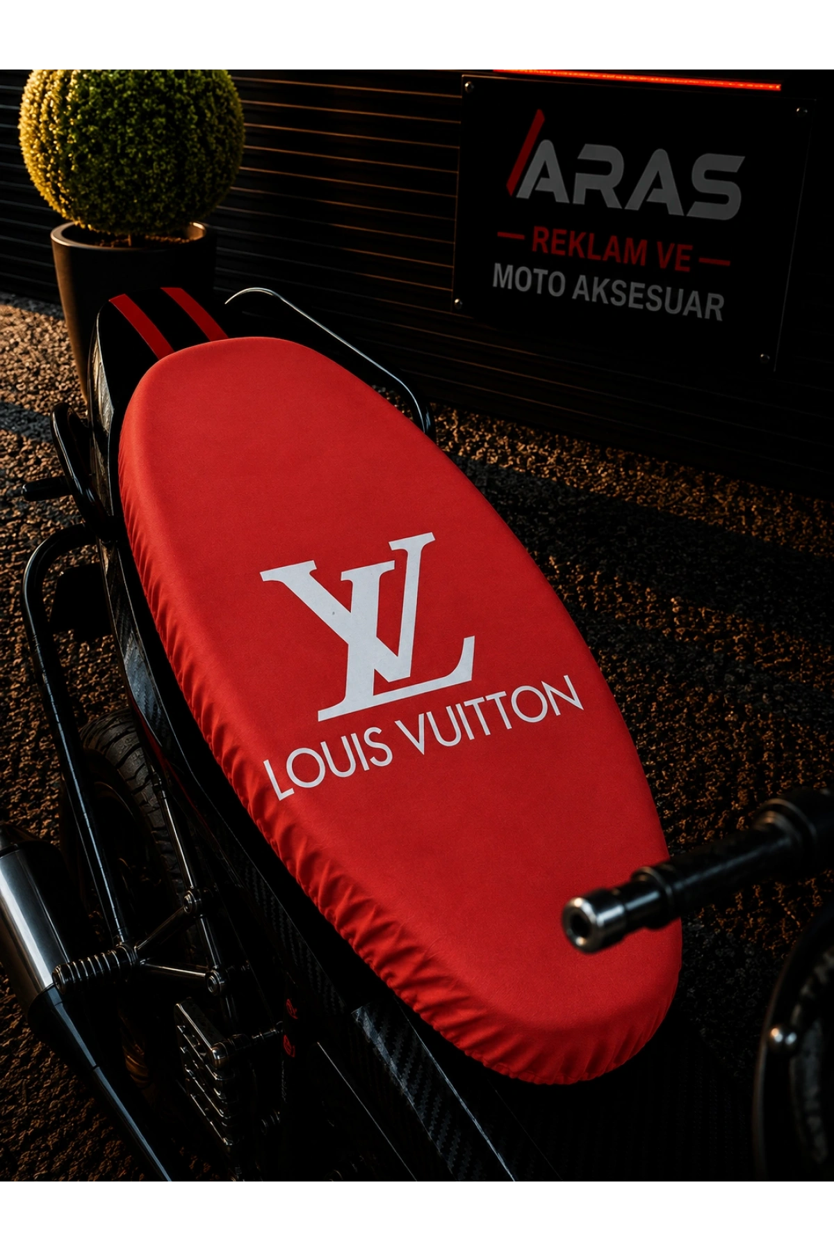 LV MOTOSİKLET SELE KILIFI