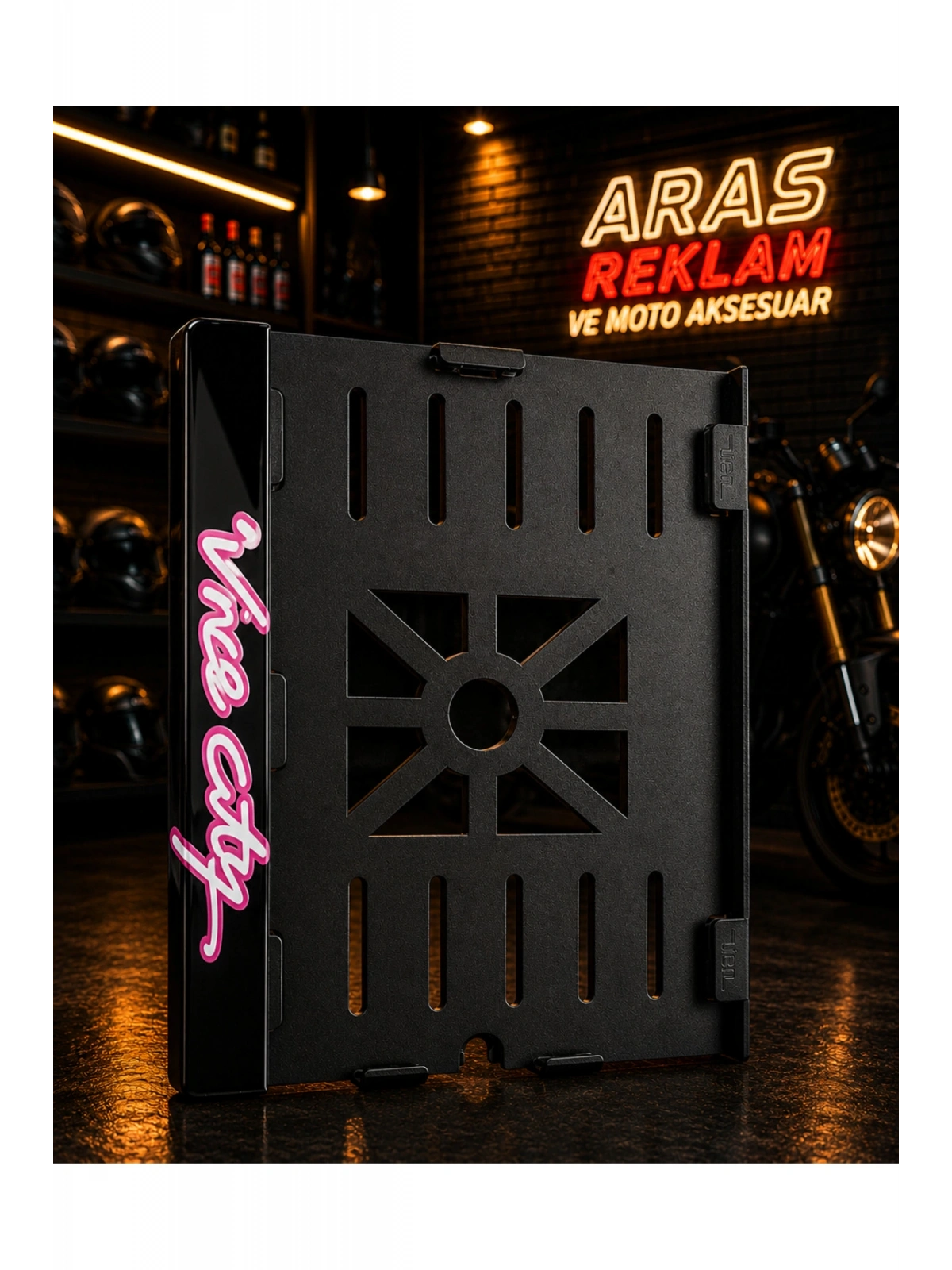 DAMLA BASKILI PLAKALIK