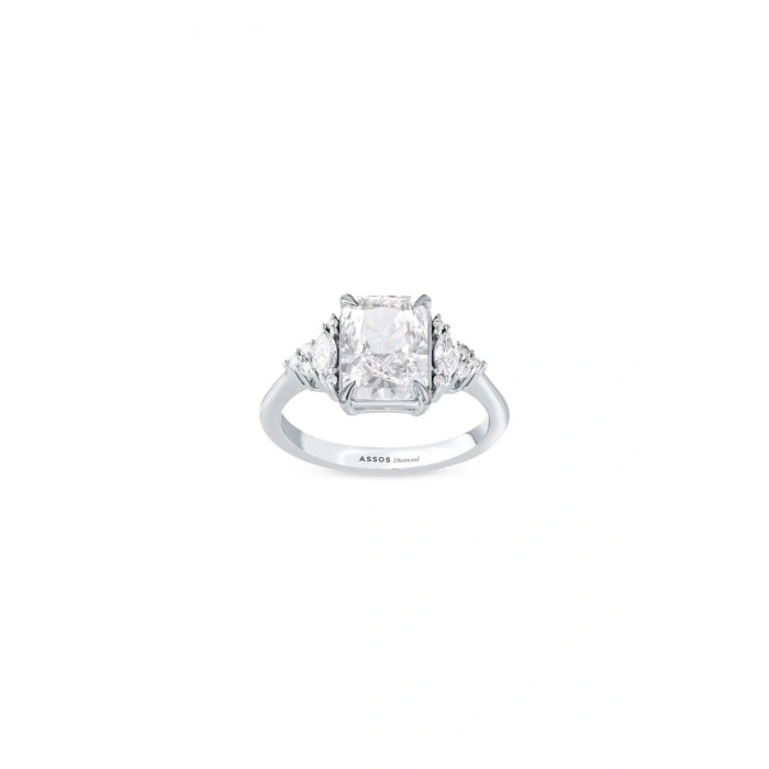 0.24 Karat Violet Emerald Kesim Pırlanta Yüzük