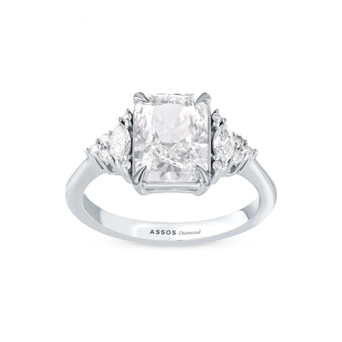 0.24 Karat Violet Emerald Kesim Pırlanta Yüzük